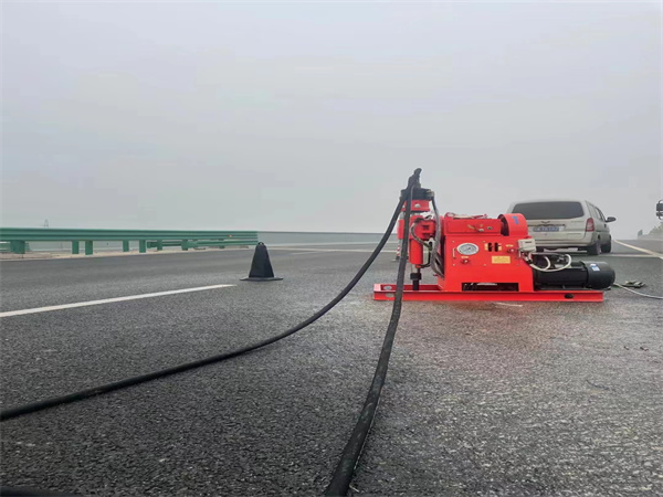 企石镇马路路基路面开裂下沉注浆加固灌浆